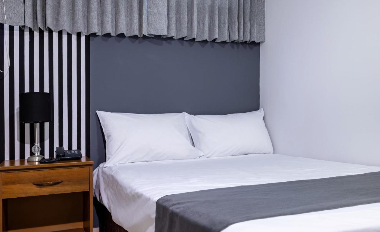 Hotel Taurus Пиура Екстериор снимка