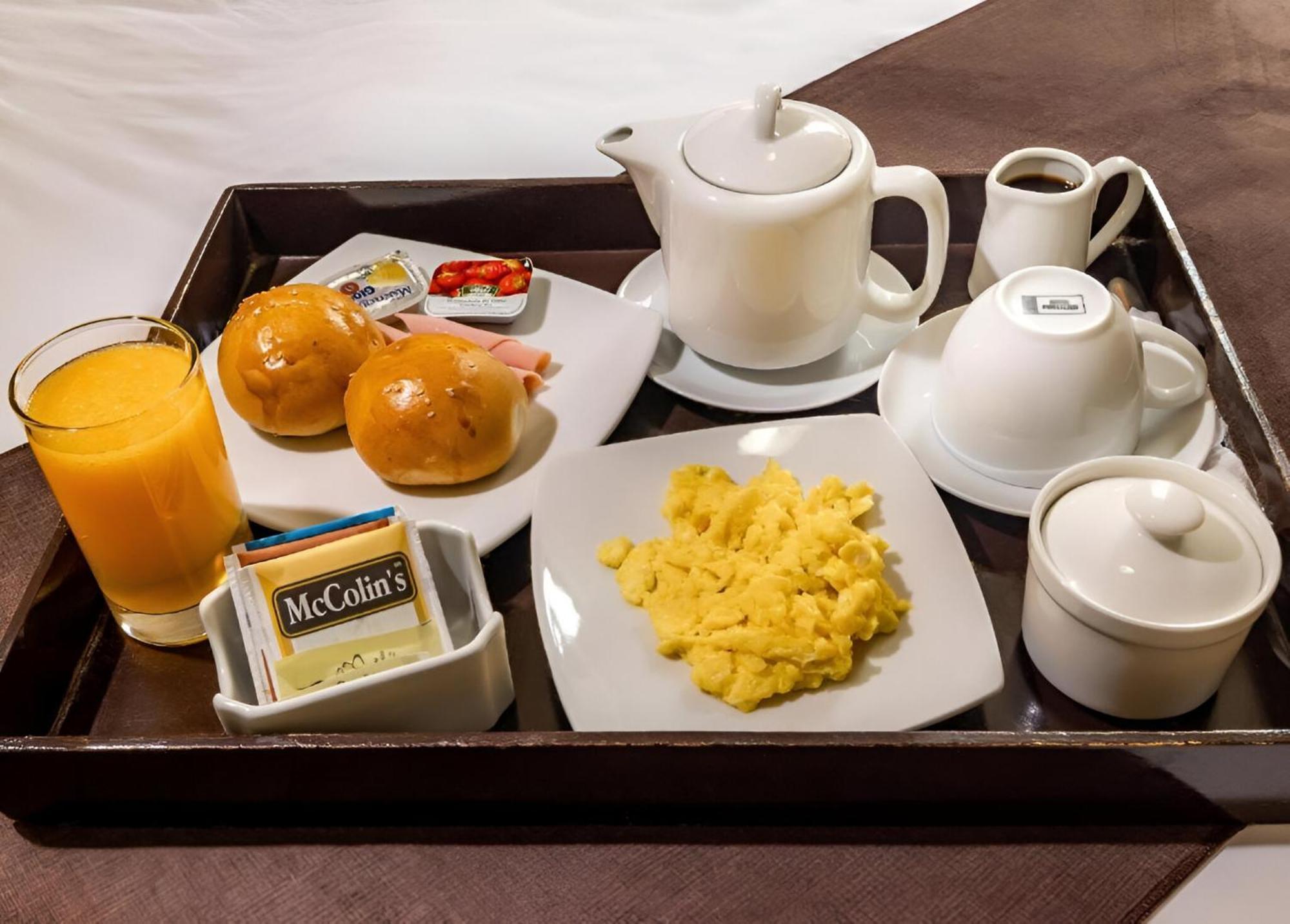 Hotel Taurus Пиура Екстериор снимка